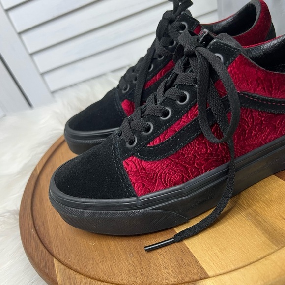 Vans Old Skool Velvet Parisian Night Sneaker Velvet Pack Cerise Red/Black 5.5 - Picture 5 of 11